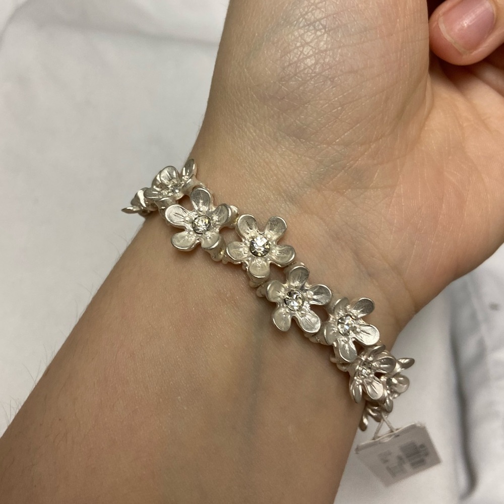 BOGO FREE; Silver flower bracelet